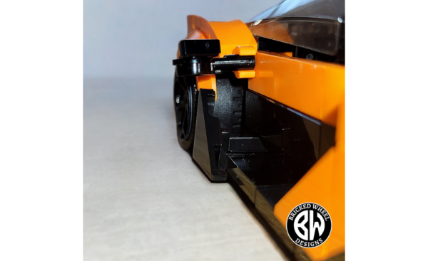 202119 - McLaren W1